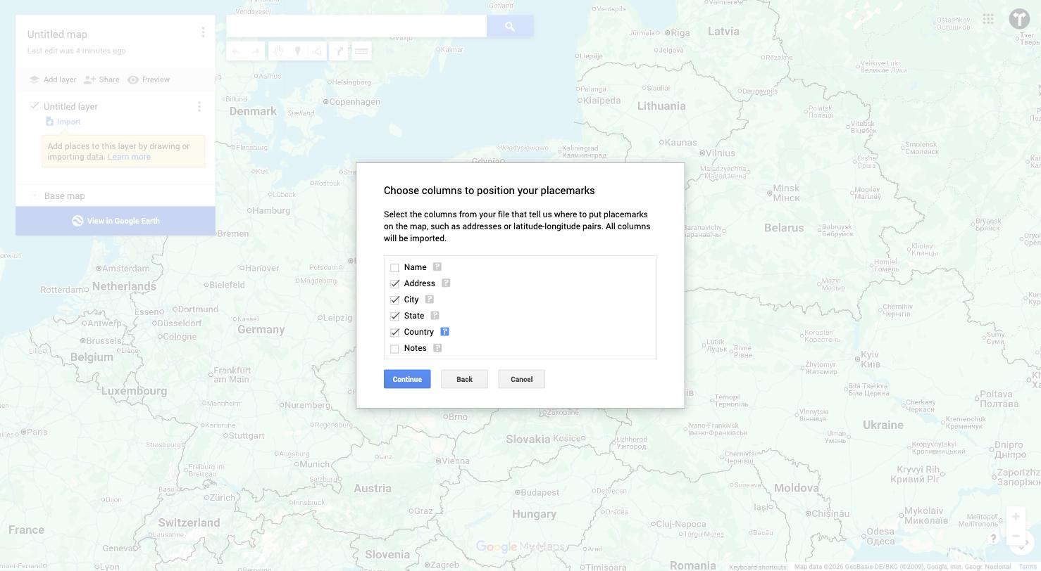 El diálogo de asignación de columnas de My Maps con Dirección, Ciudad, Provincia y País marcadas