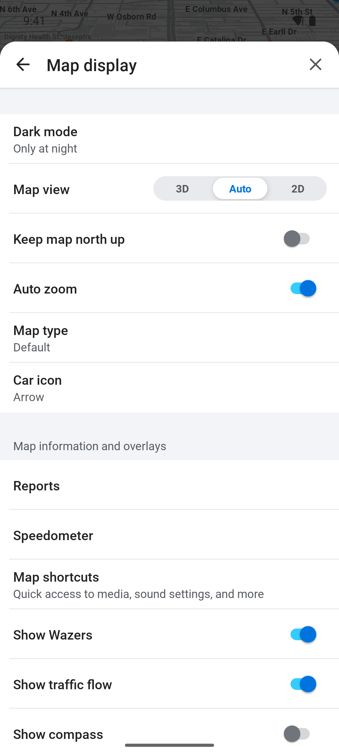 Ajustes de visualización del mapa de Waze con modo oscuro, vista 2D/3D y zoom automático