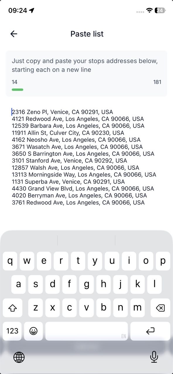 Paste list screen in the Routerra app with fourteen delivery addresses pasted in from a dispatch message