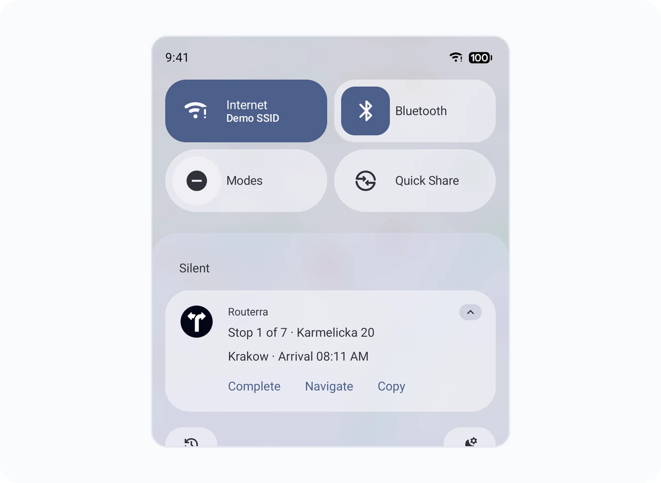Pinned Android notification with the current stop and Complete, Navigate and Copy buttons